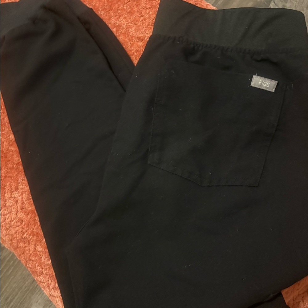 Figs Women's Black Joggers